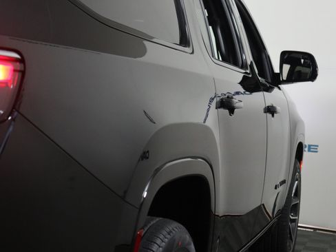 New 2025 Jeep Wagoneer L Series III w/ Quick Order Package 25C Super image 5