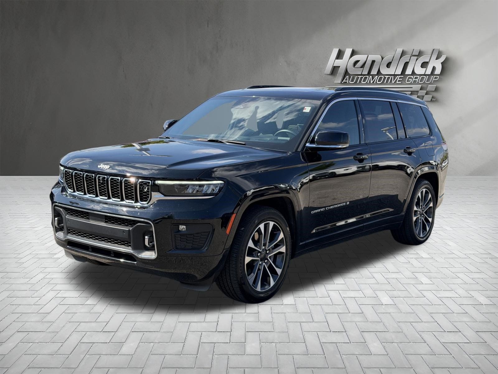 Used 2024 Jeep Grand Cherokee L Overland w/ Advanced Protech Group III AWD/4WD image 5