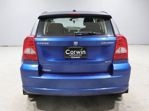 Used 2010 Dodge Caliber SXT FWD image 3