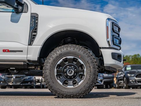 New 2026 Ford F350 Lariat w/ Tremor Off-Road Package image 7