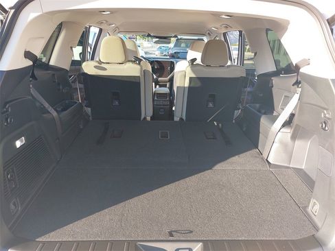 Certified 2025 Subaru Ascent Premium image 13