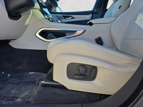 Certified 2025 Jaguar F-PACE R-Dynamic S image 28