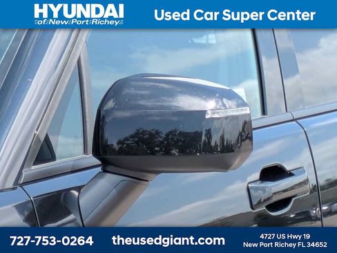 Certified 2024 Hyundai Santa Fe Limited AWD/4WD image 10