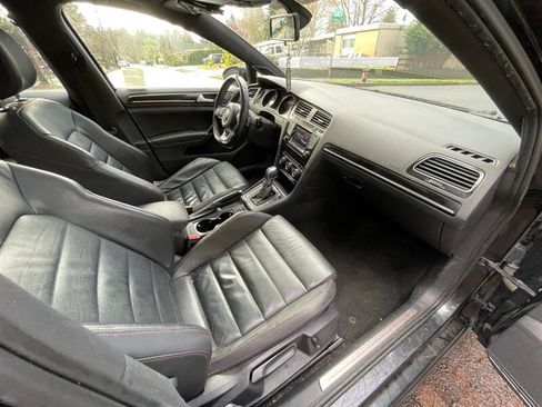 Used 2015 Volkswagen GTI Autobahn w/ Lighting Package (SEL) image 9