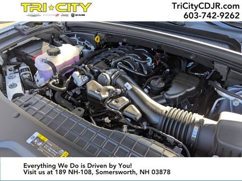 New 2025 Jeep Grand Cherokee Limited image 19