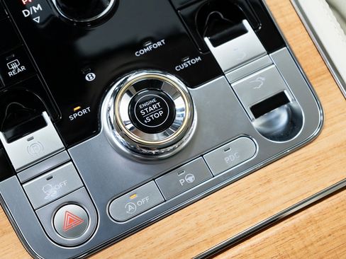 Certified 2024 Bentley Continental GT image 29