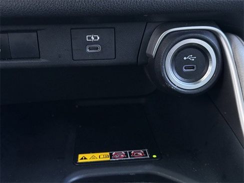 Used 2024 Toyota Grand Highlander Limited image 21