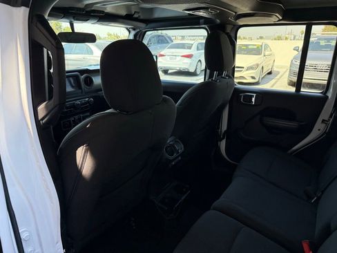 Used 2018 Jeep Wrangler Unlimited Sport S image 24