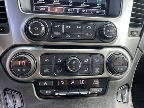 Used 2019 Chevrolet Suburban LT AWD/4WD image 22