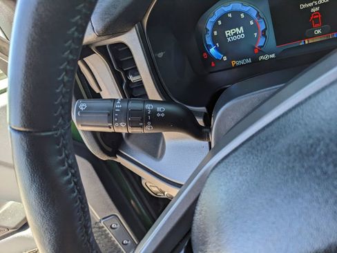 Used 2025 Ford Bronco Badlands image 31