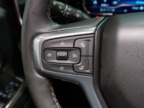 Used 2024 Chevrolet Silverado 2500 LTZ w/ LTZ Premium Package image 31