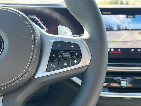 New 2026 BMW X5 xDrive40i w/ M Sport Package image 18