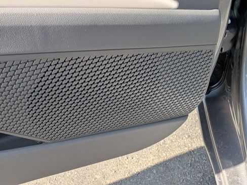 New 2026 Hyundai Elantra Blue image 17