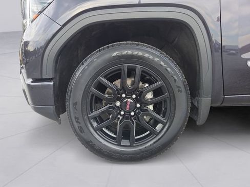 Certified 2024 GMC Sierra 1500 Elevation AWD/4WD image 9