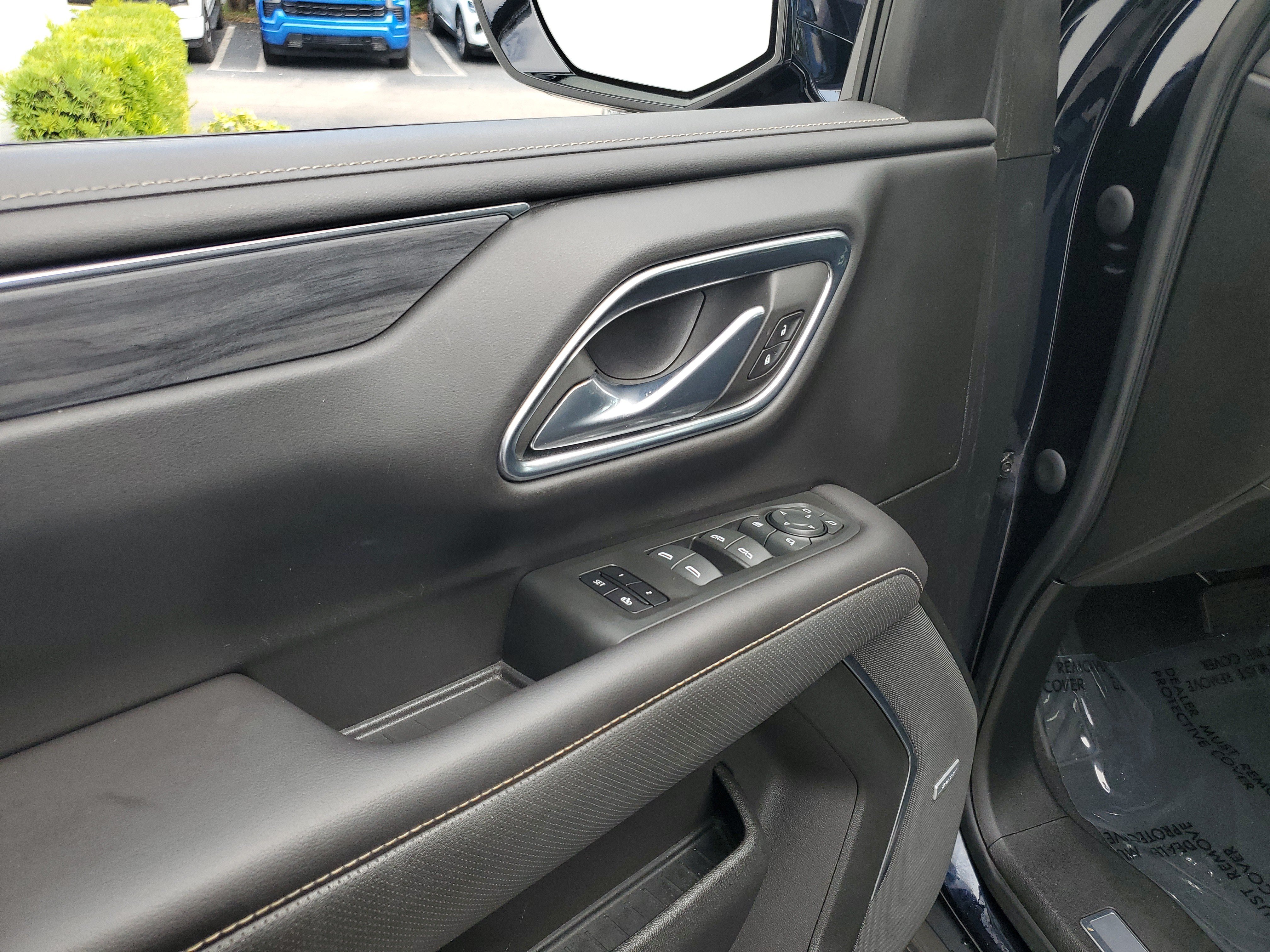 Certified 2021 GMC Yukon SLT w/ Rear Media and Nav Package RWD image 19
