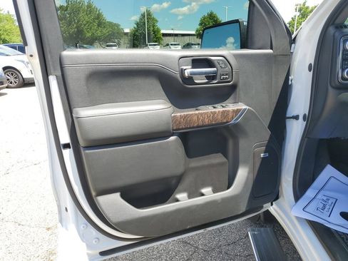 Used 2020 GMC Sierra 1500 Denali w/ Denali Ultimate Package AWD/4WD image 28