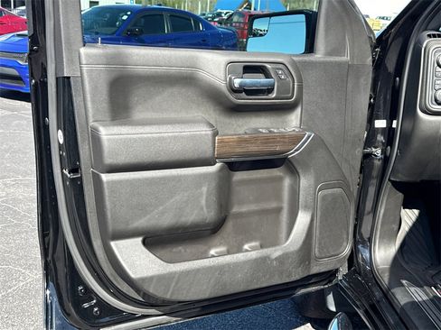 Used 2021 Chevrolet Silverado 1500 RST image 11