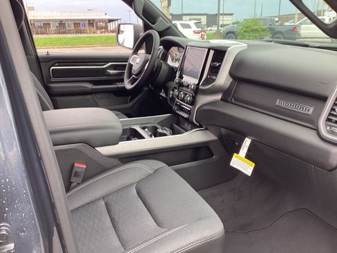 New 2026 RAM 1500 Big Horn AWD/4WD image 18