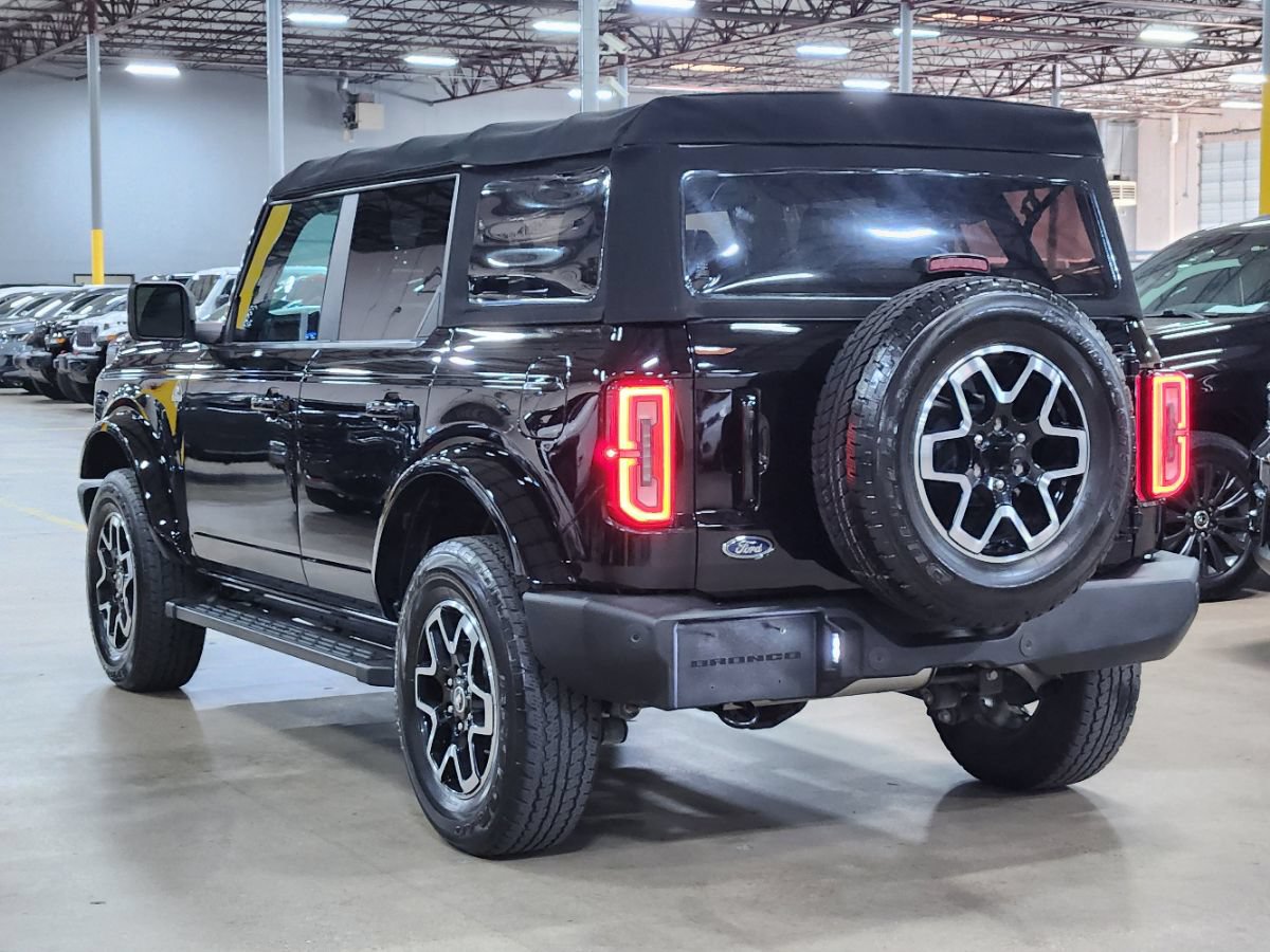 Used 2022 Ford Bronco Outer Banks AWD/4WD image 11