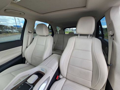 Used 2022 Mercedes-Benz GLE 350 image 21