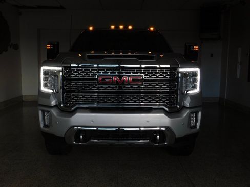Used 2022 GMC Sierra 3500 Denali w/ Technology Package image 13