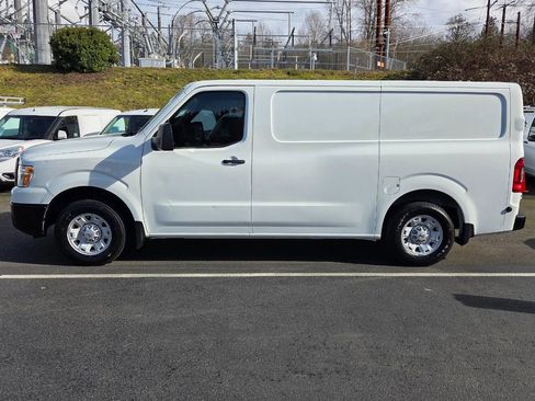 Used 2020 Nissan NV 2500 SV w/ Navigation Package image 4