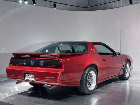 Used 1987 Pontiac Firebird Trans Am RWD image 5