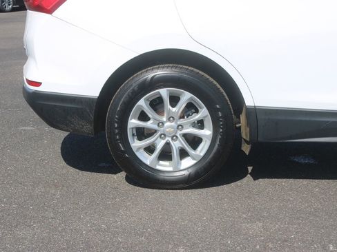 Used 2021 Chevrolet Equinox LT image 13