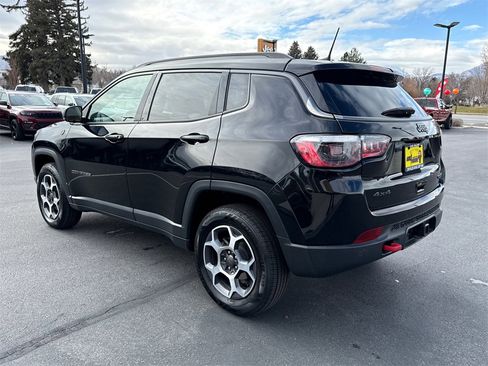 Used 2022 Jeep Compass Trailhawk w/ Trailhawk Convenience Group image 3