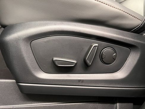 New 2026 Ford Explorer Active w/ Active Comfort Package image 27