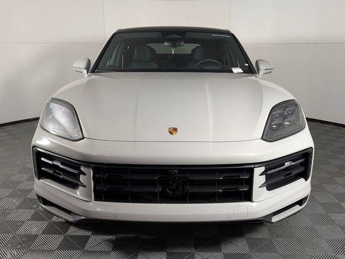 New 2026 Porsche Cayenne S image 10