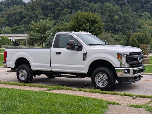 Used 2020 Ford F250 XL w/ Power Equipment Group AWD/4WD image 5