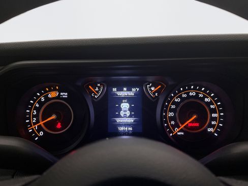 Used 2024 Jeep Wrangler Sport image 9