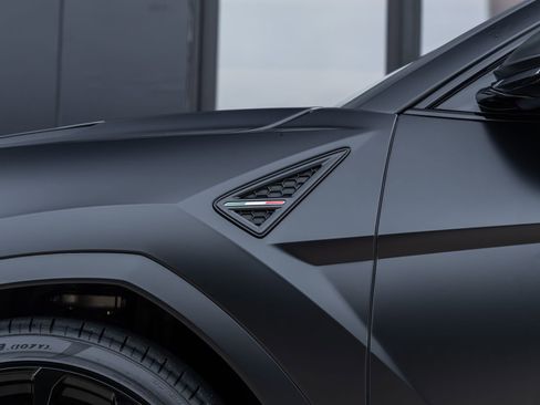 Used 2023 Lamborghini Urus S AWD/4WD image 17