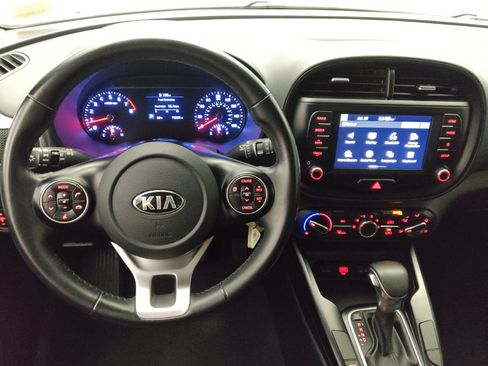 Used 2020 Kia Soul X-Line FWD image 22