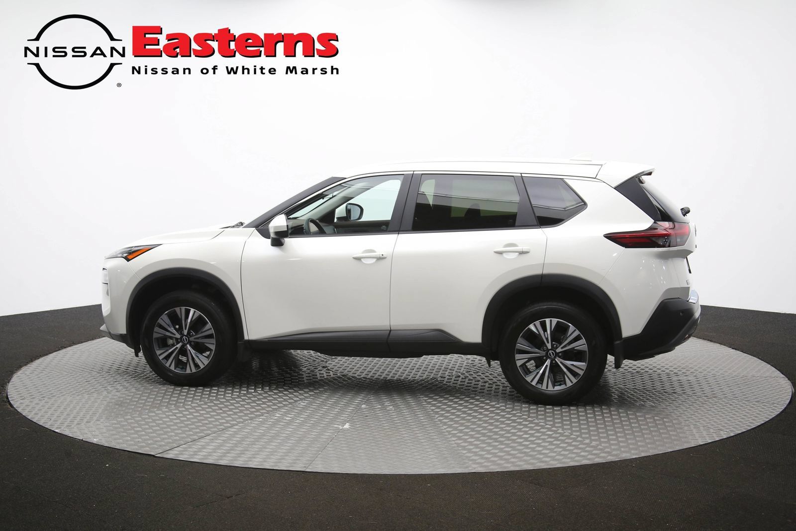 Used 2023 Nissan Rogue SV AWD/4WD image 59