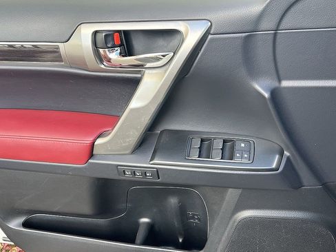 Used 2022 Lexus GX 460 Premium image 21