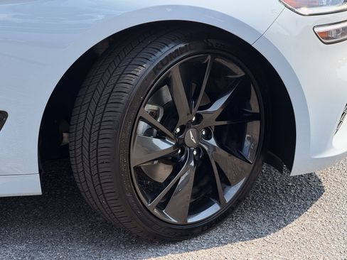 Used 2023 Genesis G70 2.0T w/ Sport Prestige Package RWD image 5