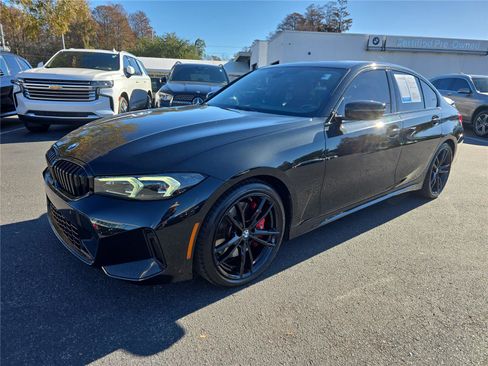 Used 2023 BMW 330i 330i w/ M Sport Package image 6