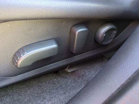 Certified 2024 Subaru Crosstrek 2.5i Limited image 16