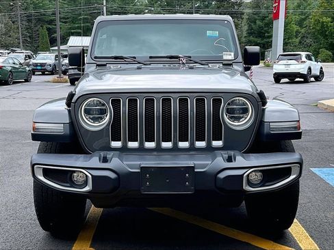 Used 2022 Jeep Wrangler Unlimited Sahara w/ LED Lighting Group AWD/4WD image 2