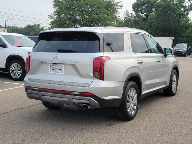 Used 2025 Hyundai Palisade SEL AWD/4WD image 3