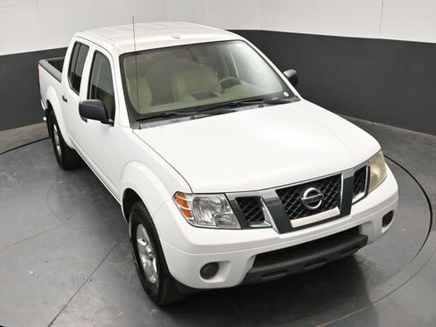 Used 2012 Nissan Frontier SV w/ SV Premium Utility Pkg RWD image 18