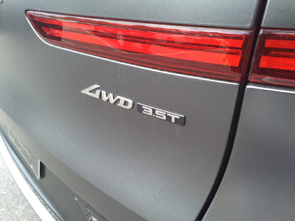 Used 2024 Genesis GV70 3.5T Sport w/ Sport Advanced Package AWD/4WD image 14