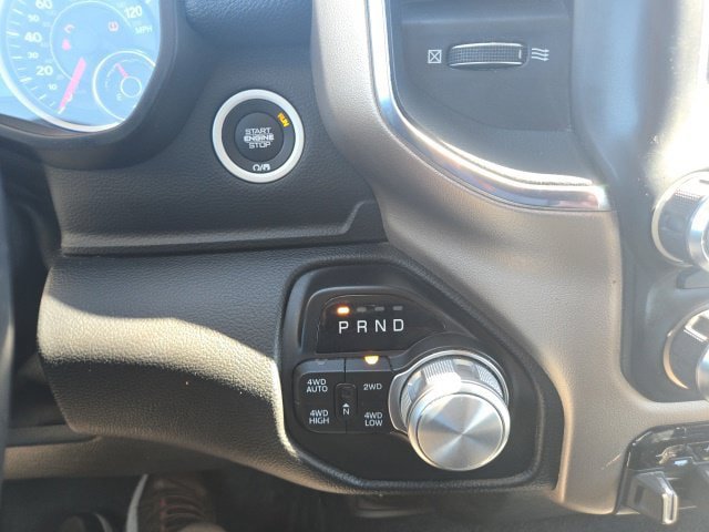 Used 2019 RAM 1500 Laramie AWD/4WD image 17