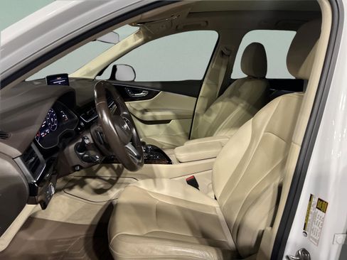 Used 2019 Audi Q7 3.0T Premium Plus w/ Premium Plus Package image 33