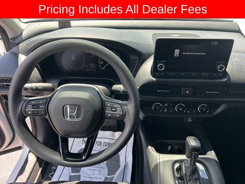 Used 2025 Honda HR-V LX image 5
