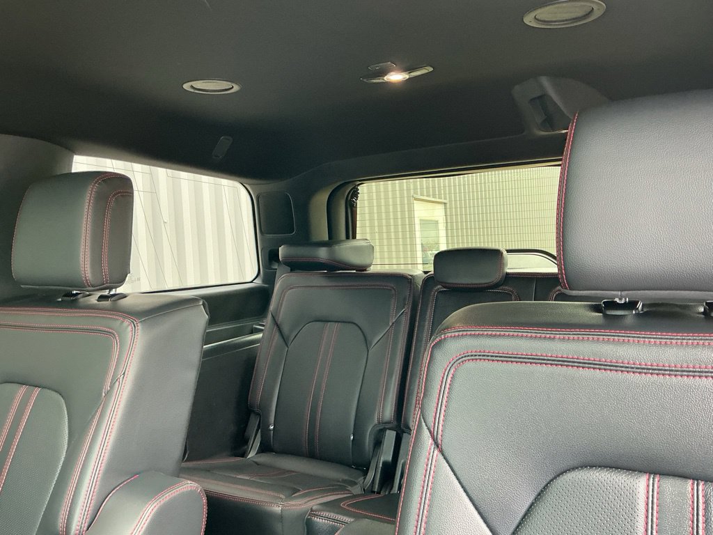 Used 2024 Ford Expedition Limited AWD/4WD image 22
