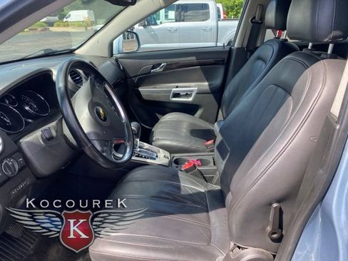 Used 2013 Chevrolet Captiva Sport LTZ FWD image 6