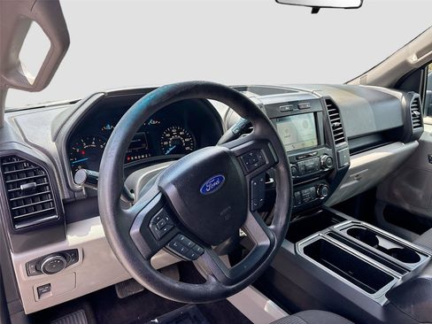 Used 2017 Ford F150 XL w/ Equipment Group 101A Mid RWD image 9